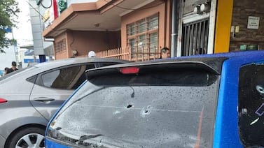 ¡Qué violencia! Balacera en intento de asalto dejó a un joven muy grave