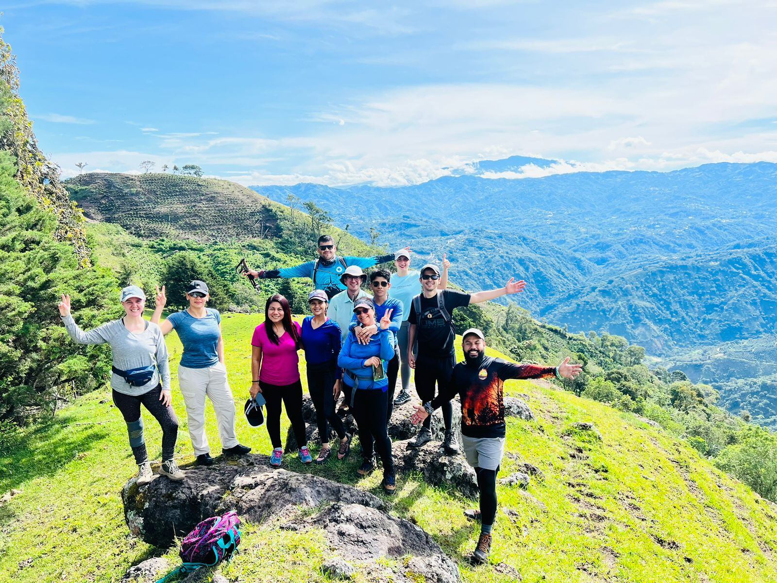 En Legua los Naranjos en Aserrí, se ubica el Cerro Dragón. (Cortesia de Locos por el senderismo)
