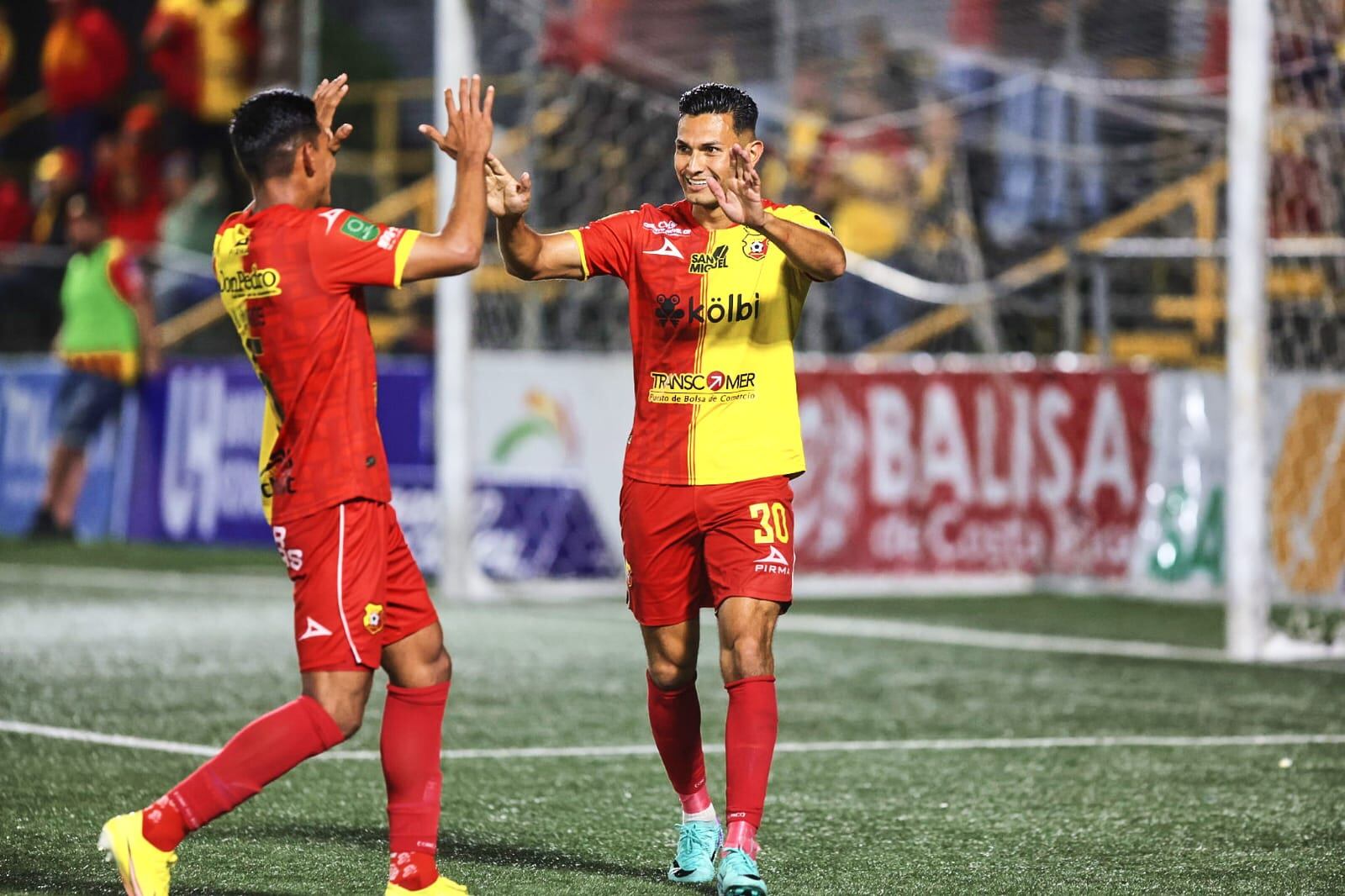 Deyver Vega consiguió la segunda anotación de Herediano ante Sporting. Fotografía: Herediano