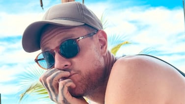 ¿Entonces? Anuncian a Mauricio Hoffmann en Batalla de Karaoke a última hora, pero no va a presentar