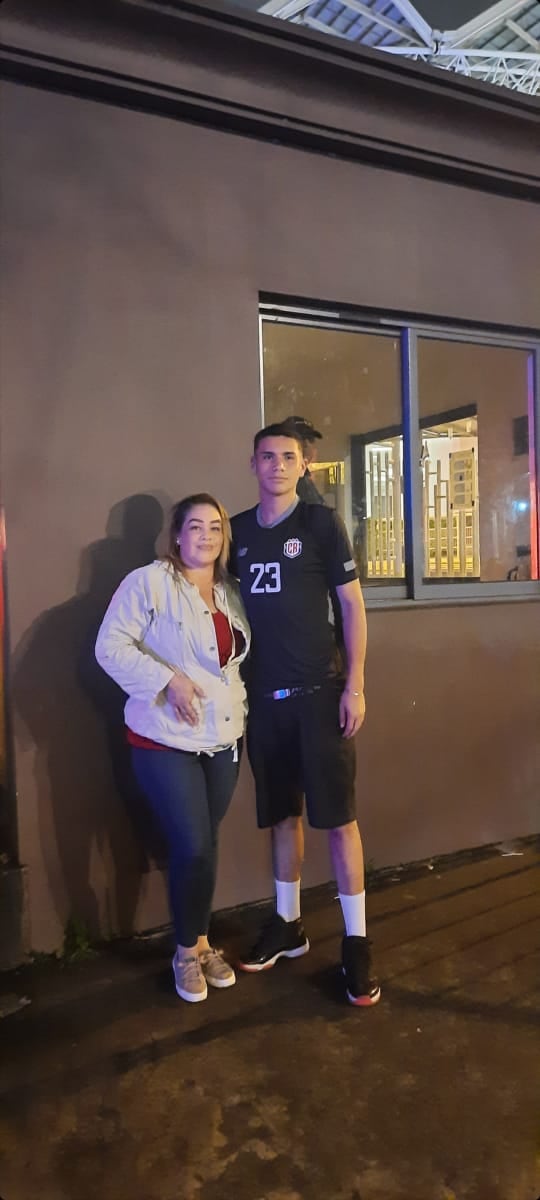 Steven Orias, Wendy Corella, Herediano