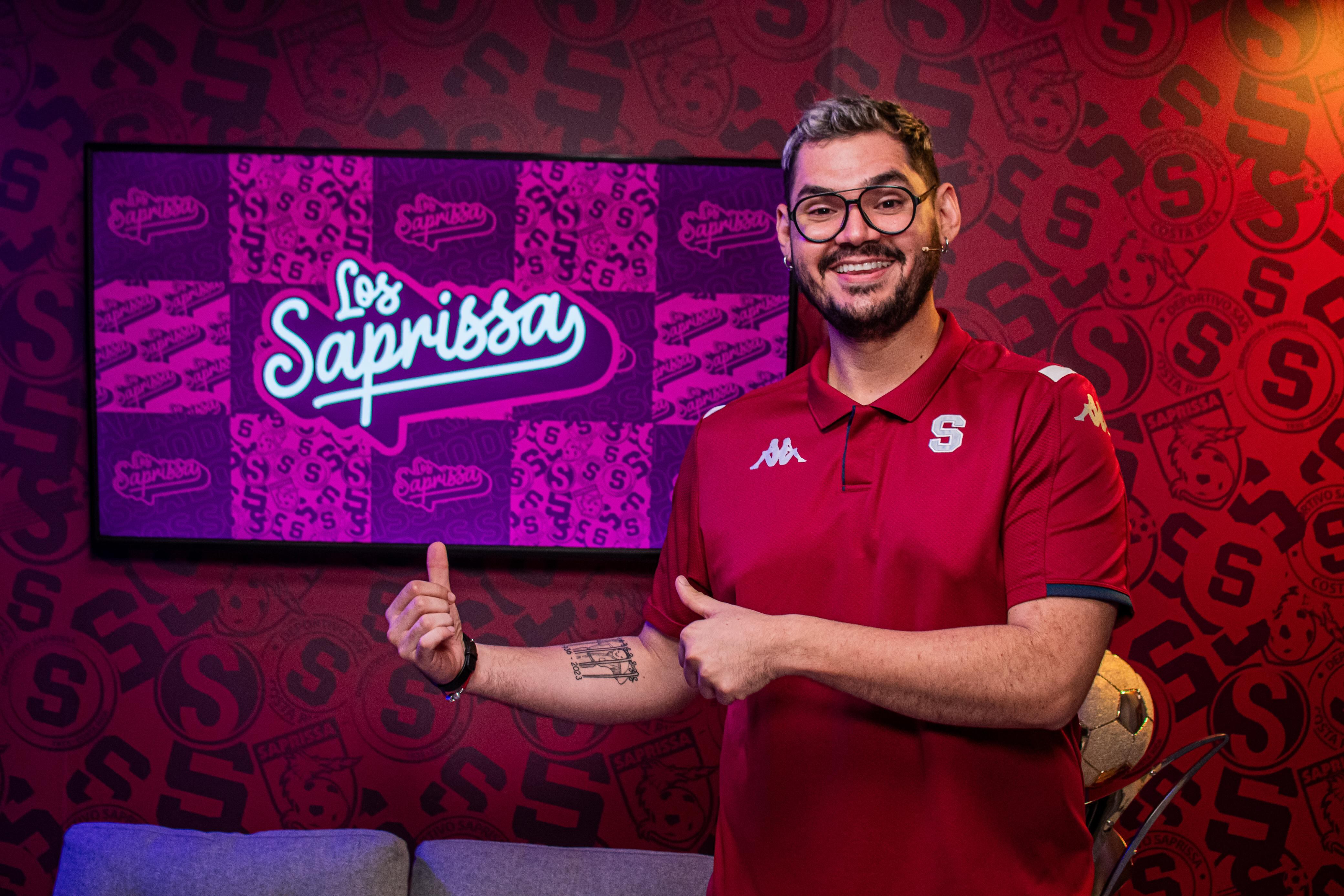 El DannyCR, Lina Arciénagas, Sebastián Niño, programa Los Saprissa