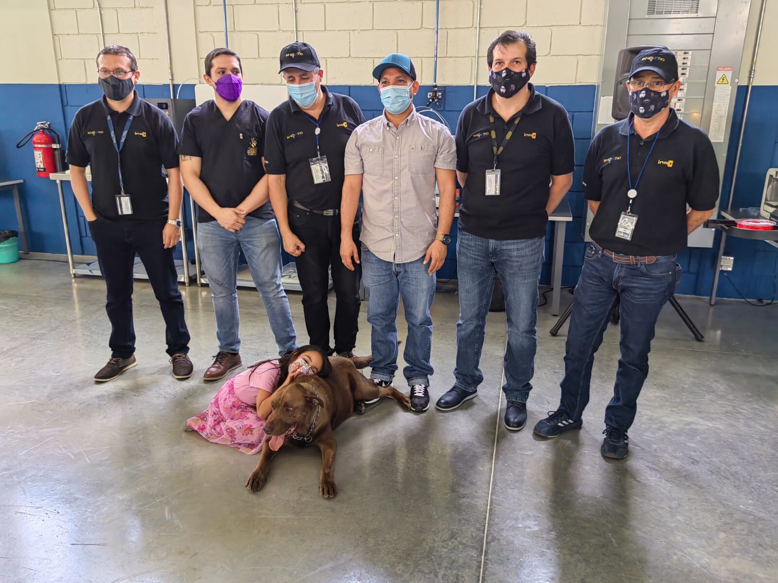 Jack es un perro de raza labrador que tiene 9 años de edad y que desde febrero pasado se convirtió en todo un milagro de la ciencia tica aplicada en el laboratorio Innovatio del Instituto Nacional de Aprendizaje (INA)