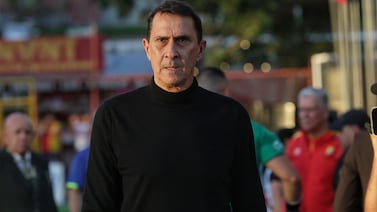 Los refuerzos fallidos de Alexandre Guimaraes en Alajuelense tienen peso importante en el fracaso