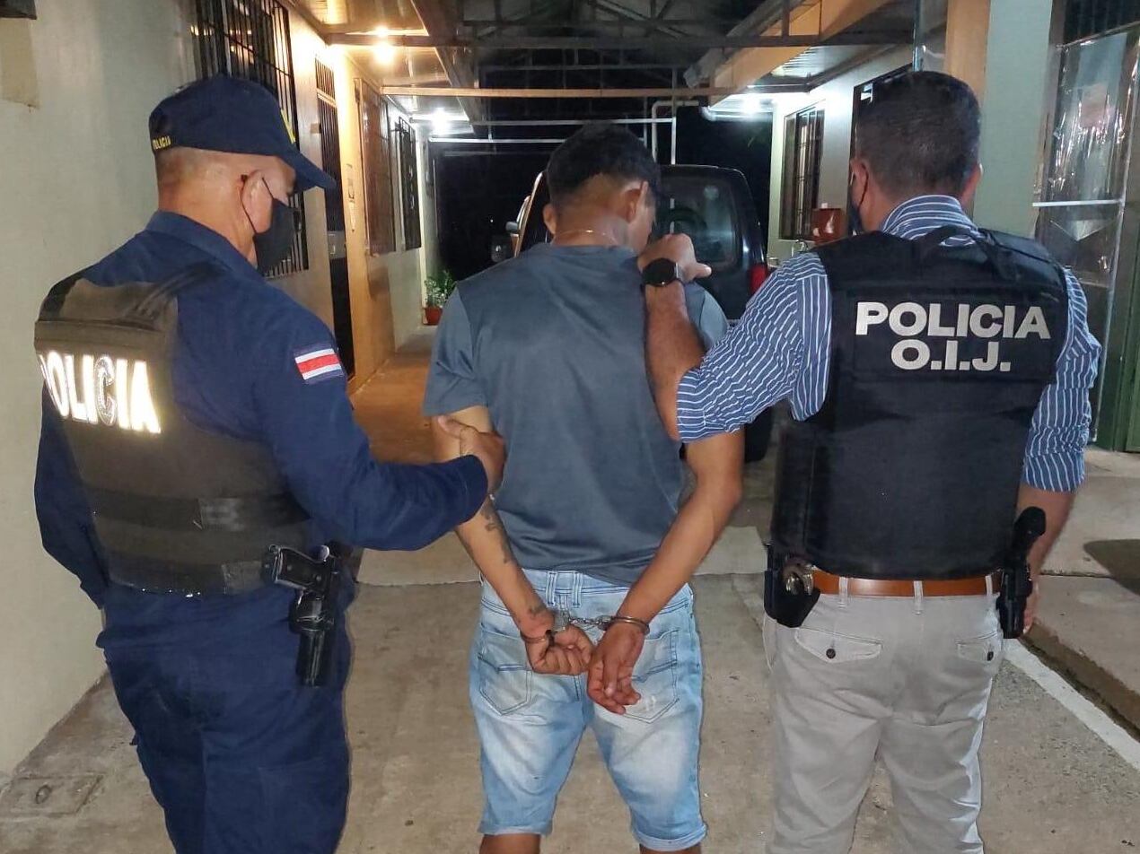 Detienen a sospechosos de asesinar taxista informal en San Carlos. Foto Edgar Chinchillla.