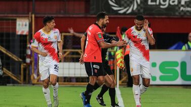 Ídolo de Alajuelense señala los tres puestos que le urgen contratar para ya mismo