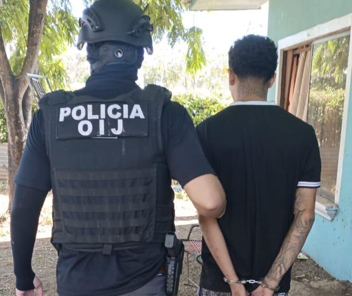 El OIJ detuvo a los sospechosos de herir a un hombre de gravedad y tirarlo a la calle