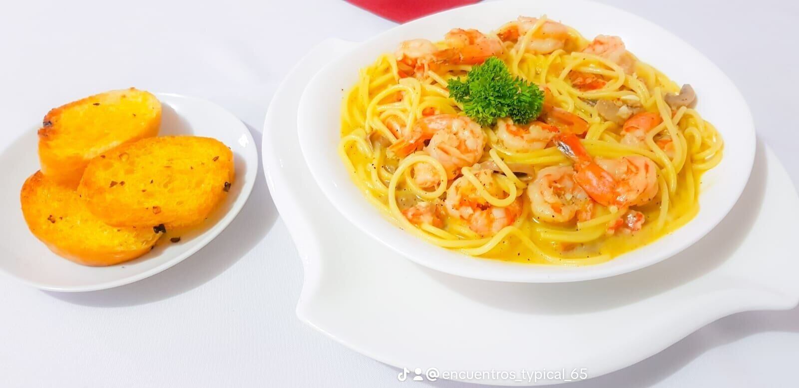 Matrimonio de Puntarenas se tiró al agua para convertirse en los reyes del ceviche.