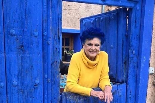 Miguel Bosé confirmó que su mamá, doña Lucía, falleció ese 23 de marzo del 2020