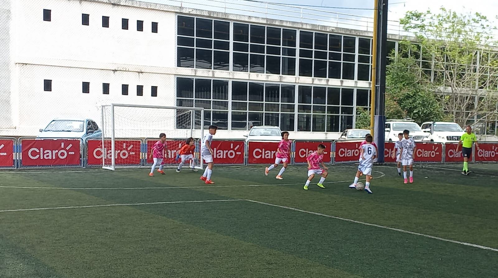 Super Liga Claro Internacional en el Centro Deportivo Furati.