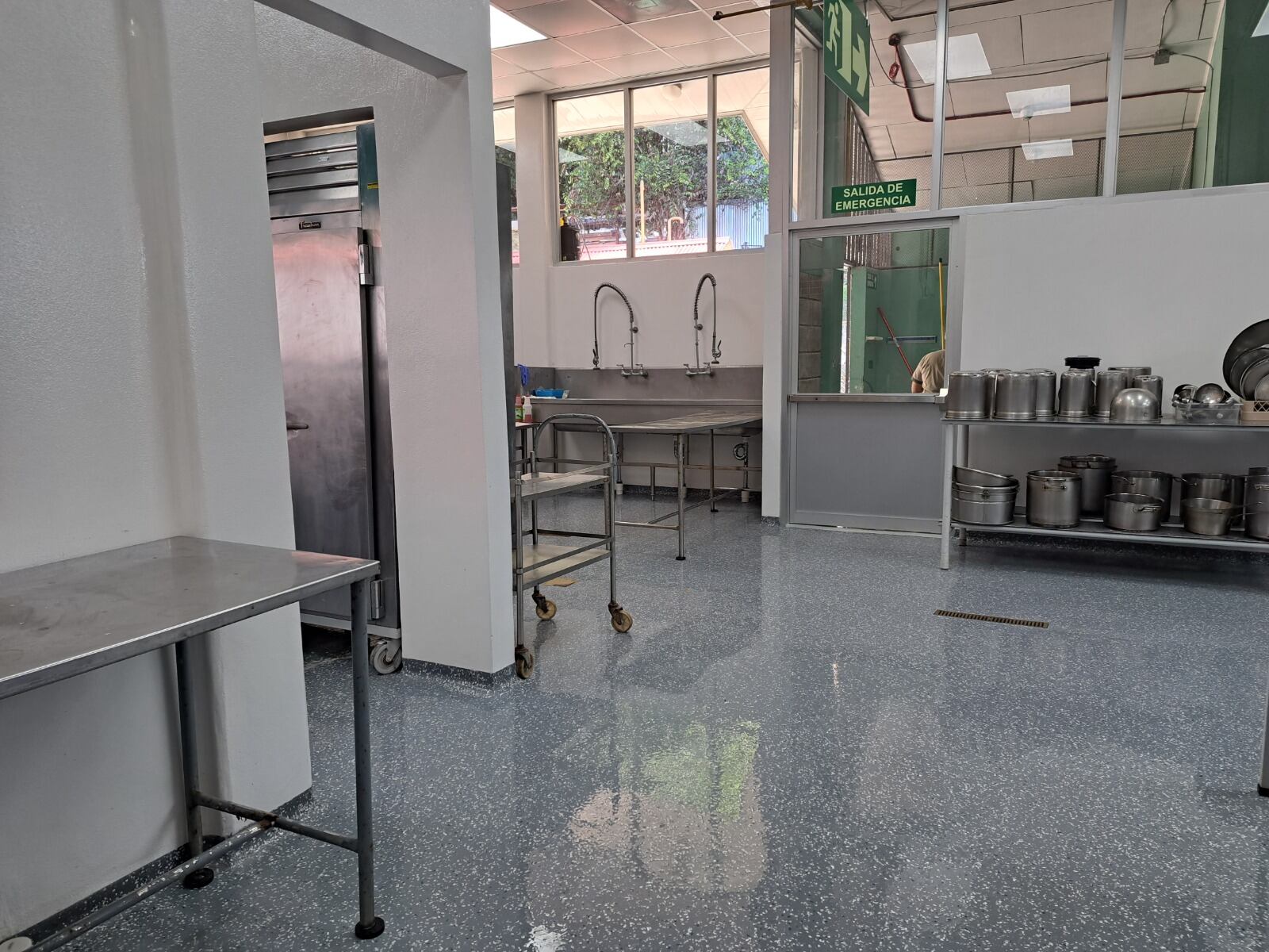 Hospital Manuel Mora Valverde remodela instalaciones del servicio de nutrición