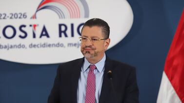 Presidente Rodrigo Chaves pierde la calma tras pregunta incómoda de un periodista