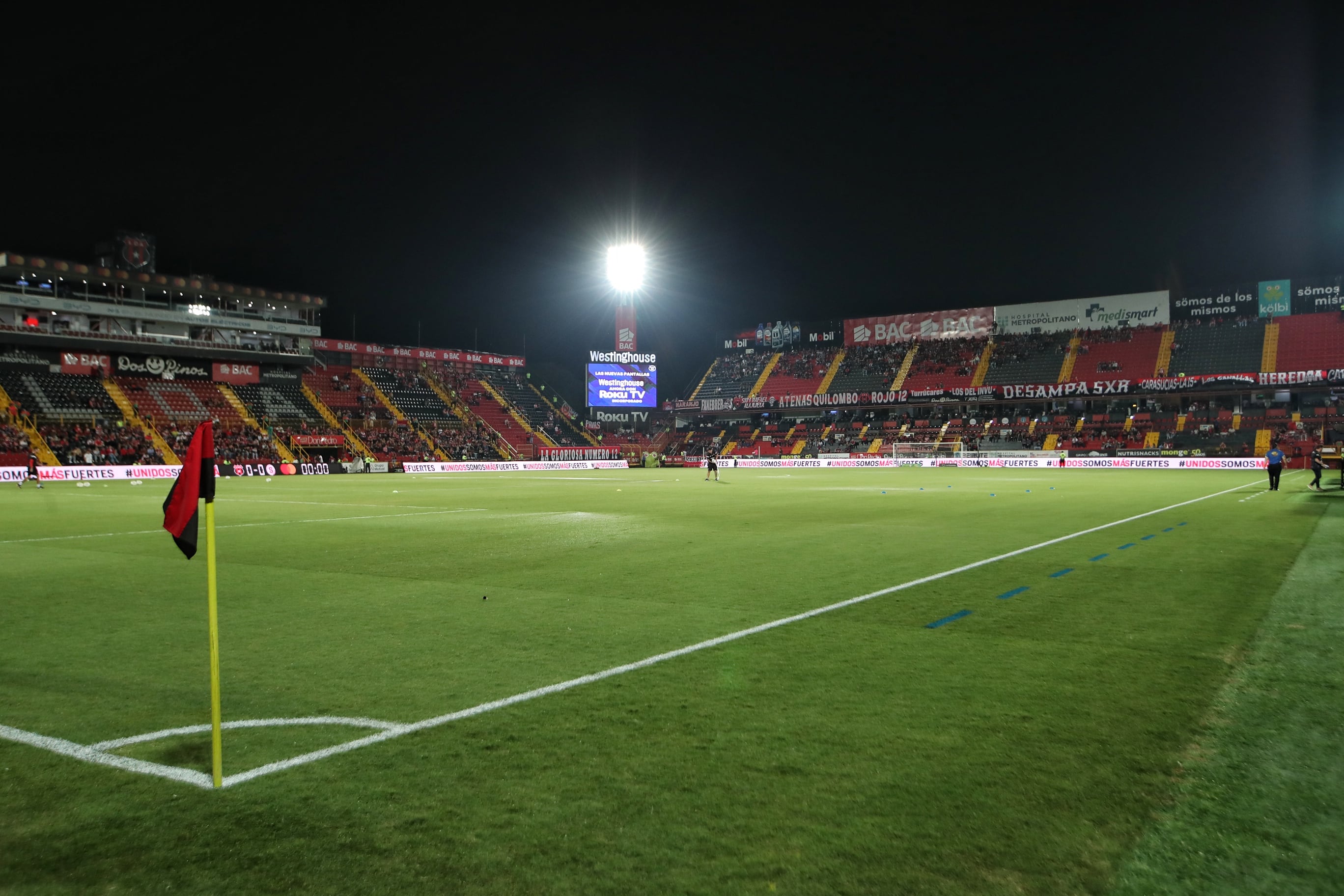20/04/2024/  Clásico Nacional entre Liga Deportiva Alajuelense vs Deportivo Saprissa por la jornada 19 del torneo clausura de la Liga Promerica en el estadio Alejandro Morera Soto / Foto John Durán