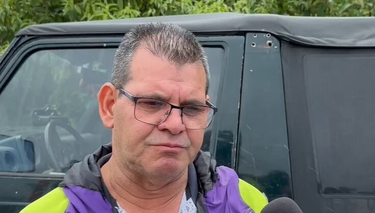 Don Marvin Pérez le pidió a su hijo que no participara en esa caminata. Foto Alonso Tenorio.