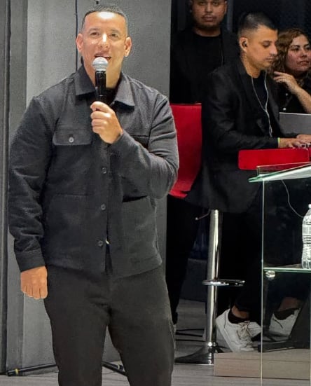 Daddy Yankee vino a Costa Rica a dar su testimonio de vida tras entregar su vida a Dios.