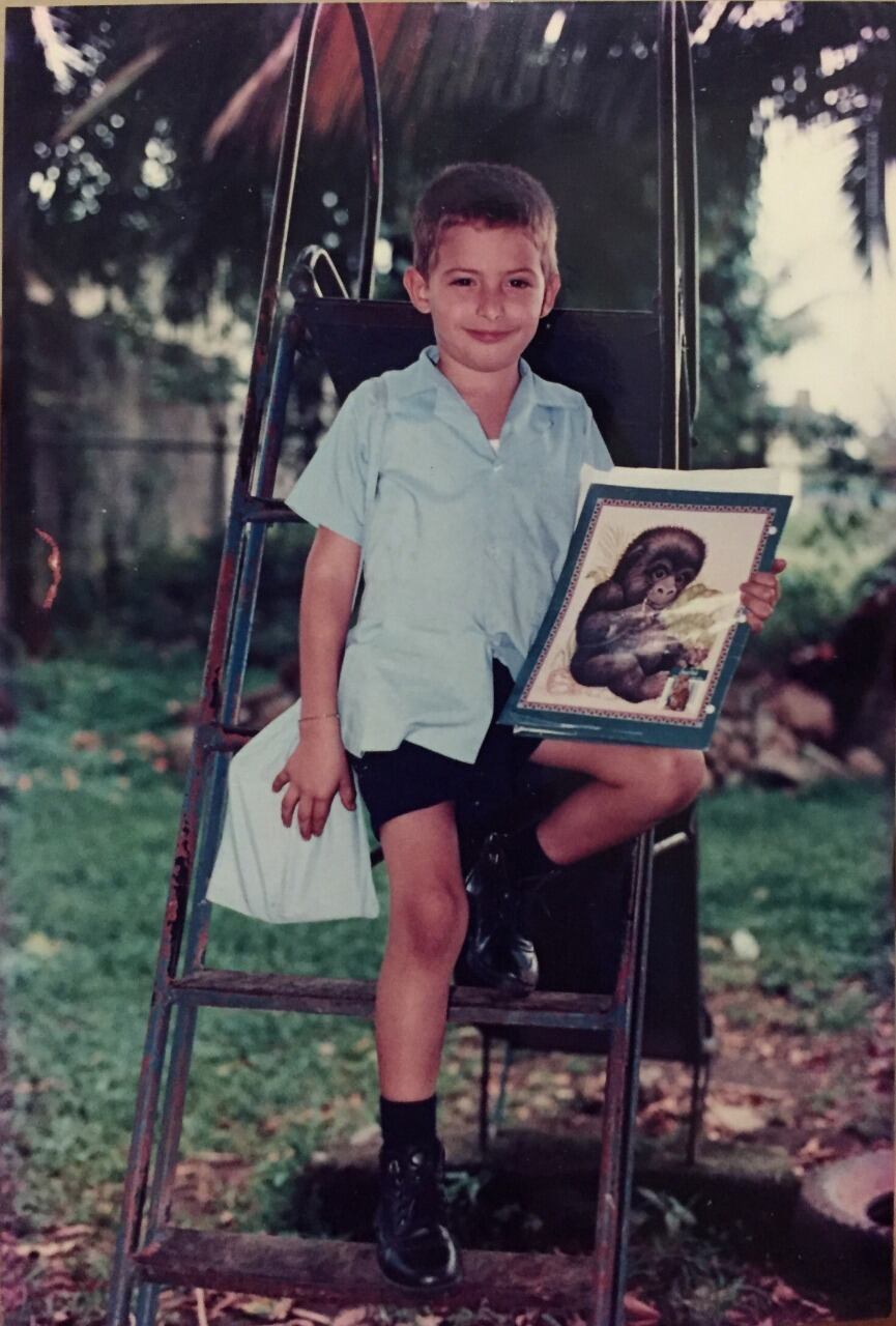 Jorge Carballo Madrigal, un guapileño de la pura cepa, quien se crio en el barrio Coopevigua 3 y con 30 años de edad, es el verdadero responsable de que los perezosos de dos y tres dedos, hayan sido declarados símbolos nacionales.