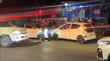 Este fue el hombre al que sicarios acribillaron dentro de carro estacionado frente a escuela