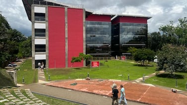 ¿Cuándo publicará la UNA los cortes de las carreras para 2026?