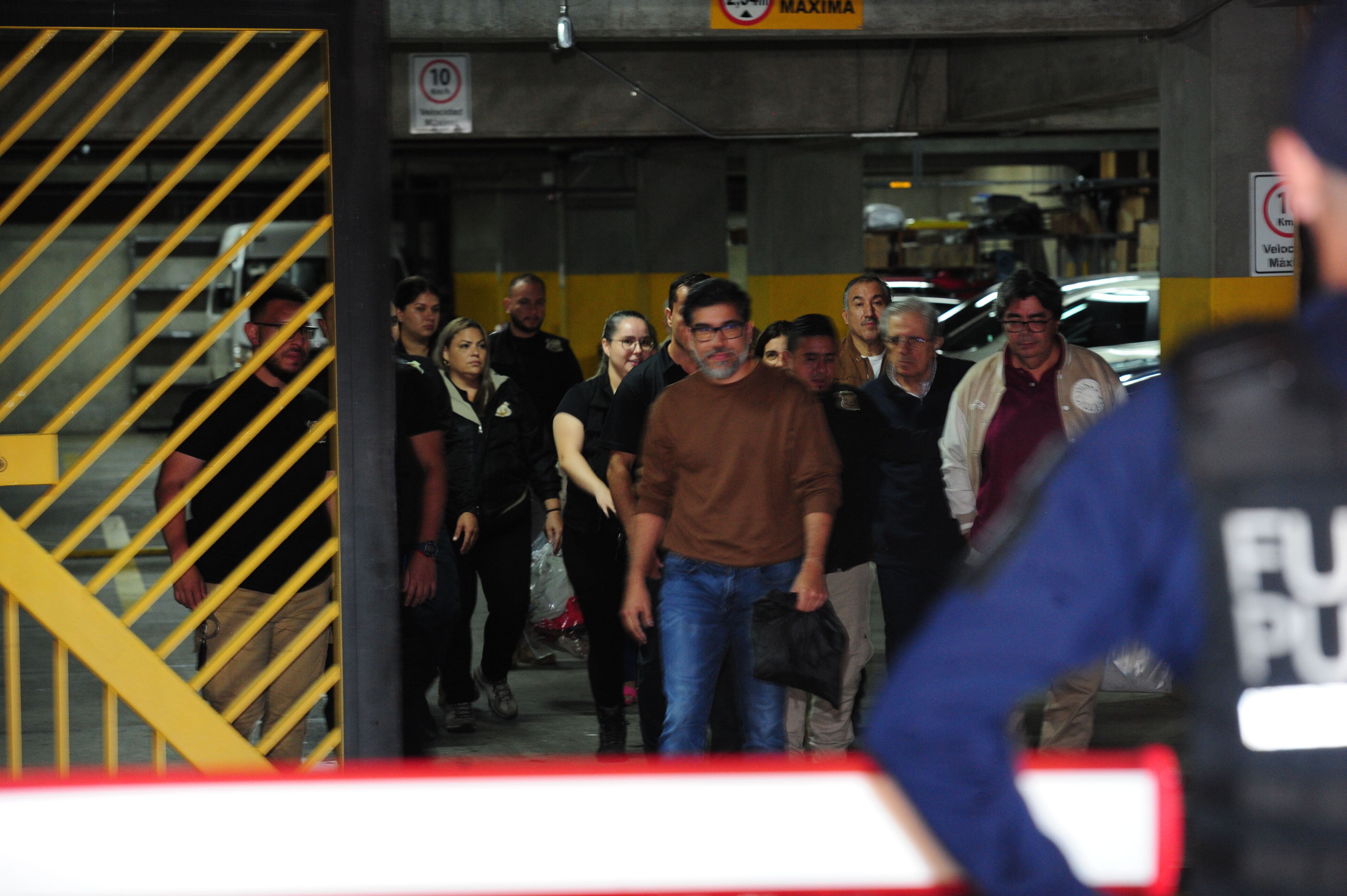 Salida de Marta Esquivel de los tribunales de Justicia