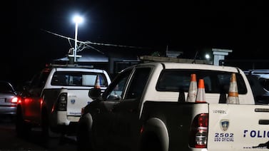 Hombre fue asesinado de un balazo por cuatro sujetos que ingresaron a su casa en Parrita