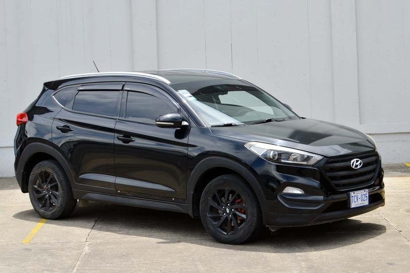 Este Hyundai Tucson GL viene con kilometraje un poco alto, pero con muy buen precio.