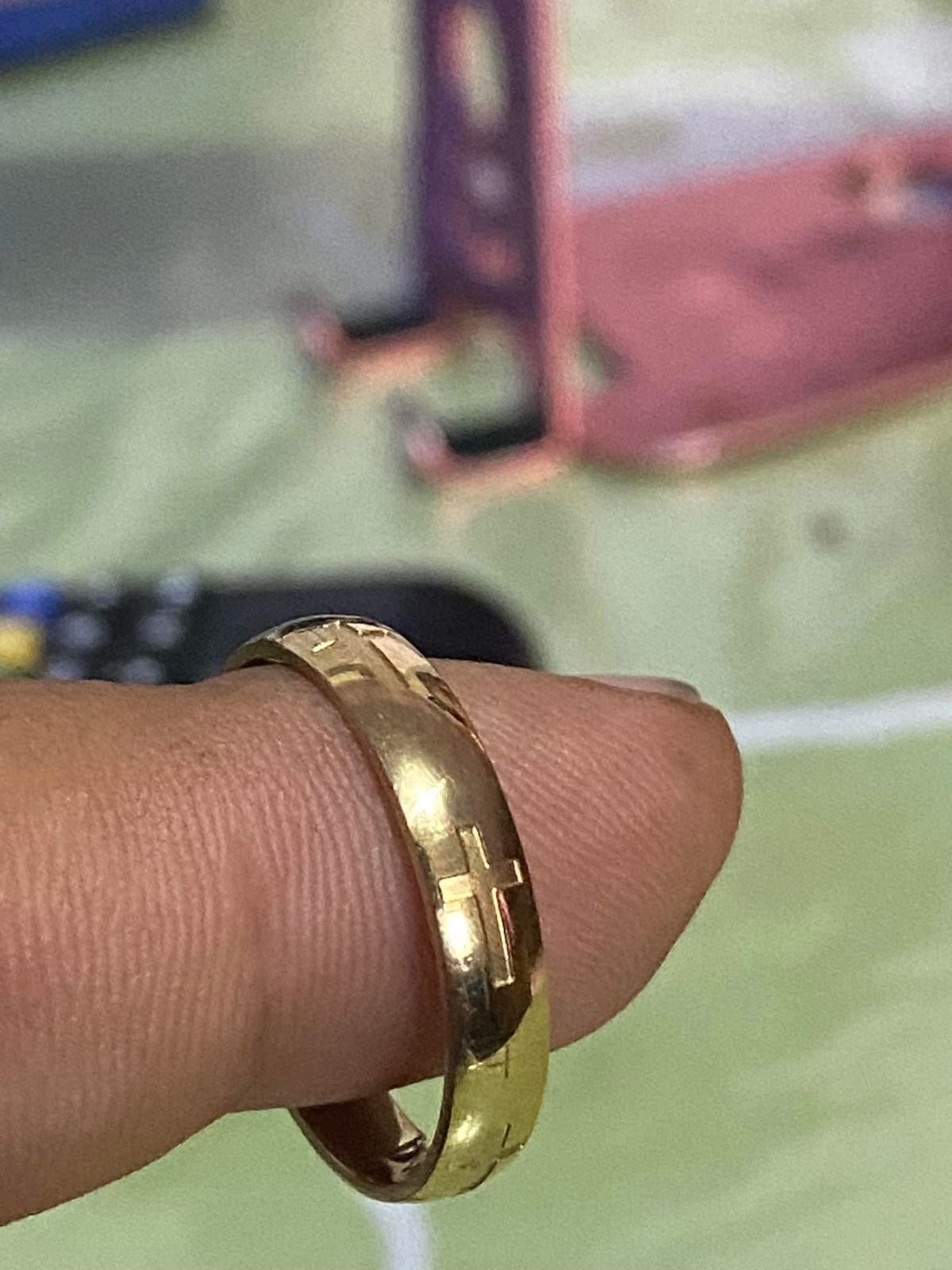 Buscar tesoros dejó de ser cosa de piratas y películas para David Molina Roldán, un vecino de San Juan de Dios de Desamparados que convirtió la curiosidad que heredó de su abuelita en una pasión que hoy lo lleva a recorrer el país entero