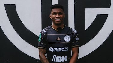 Luis Díaz volvió a Costa Rica y contó por qué se inclinó por el Sporting en lugar de Alajuelense