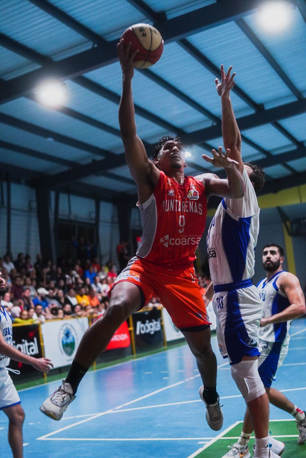 Escazú - Puntarenas baloncesto, primera división
