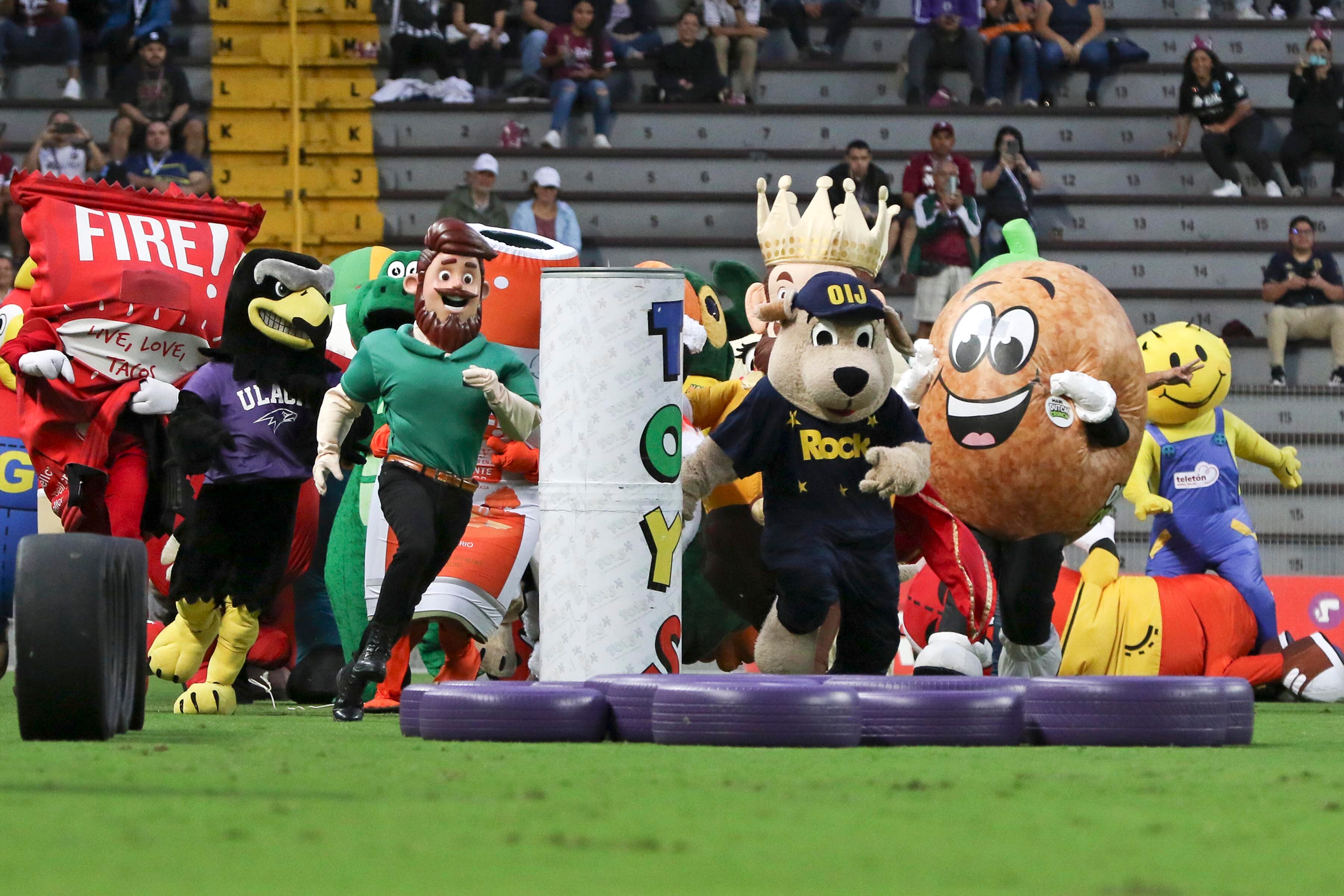 Saprissa vs Sporting - carrera de Botargas