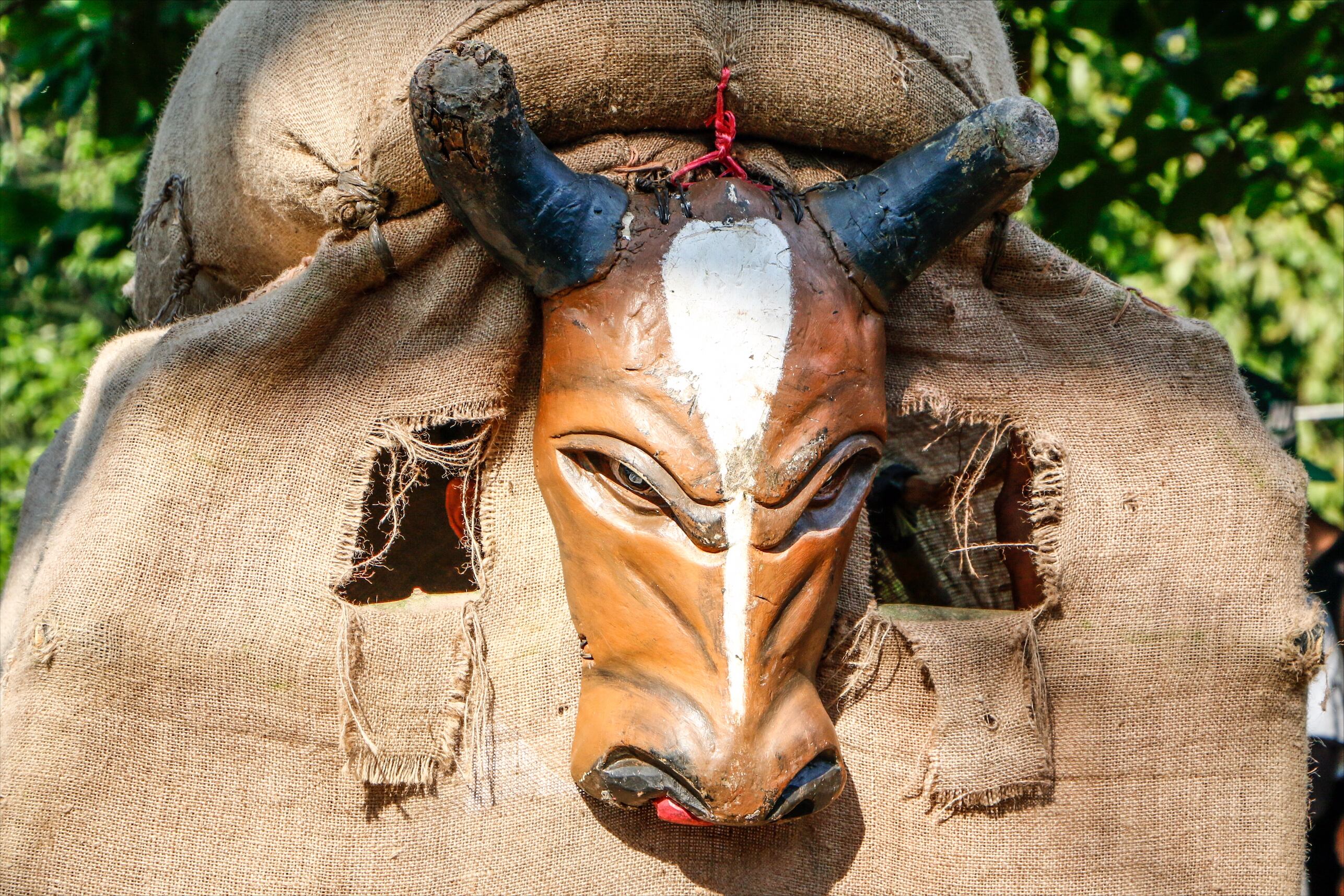 Juego de los diablitos. (Foto cortesía Ministerio de Cultura y Juventud)