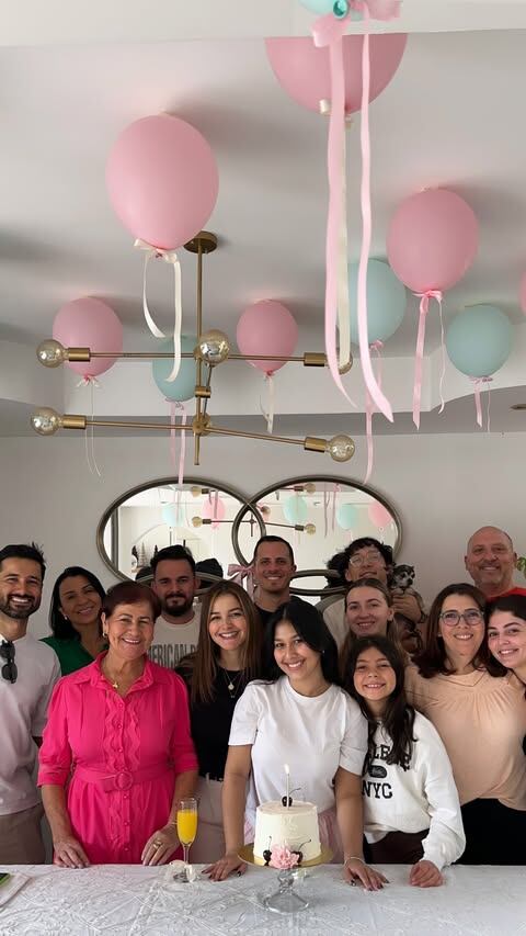 Shirley Álvarez, presentadora de televisión, modelo y empresaria.