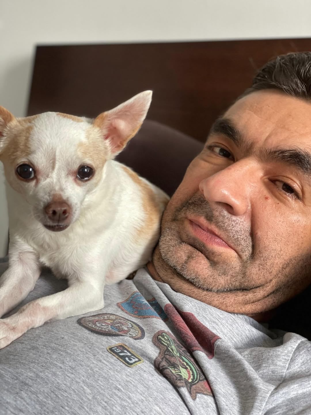 La vestuarista de Teletica Sandra Carvajal y su pareja Jorge Madrigal, locutor de 94.7