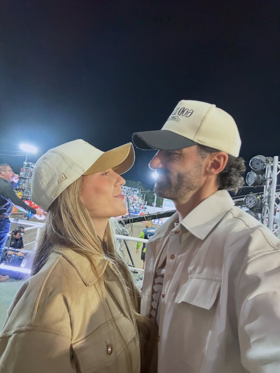 Libni "Mimi" Ortiz y Toni Costa