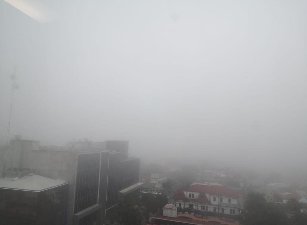 Niebla en San José