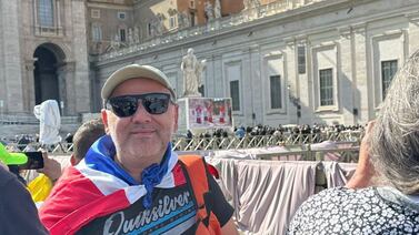 Cónclave 2025: esto es lo que no se vio del primer día, ¡hasta un tico no católico gastó sus ahorros para ir al Vaticano!