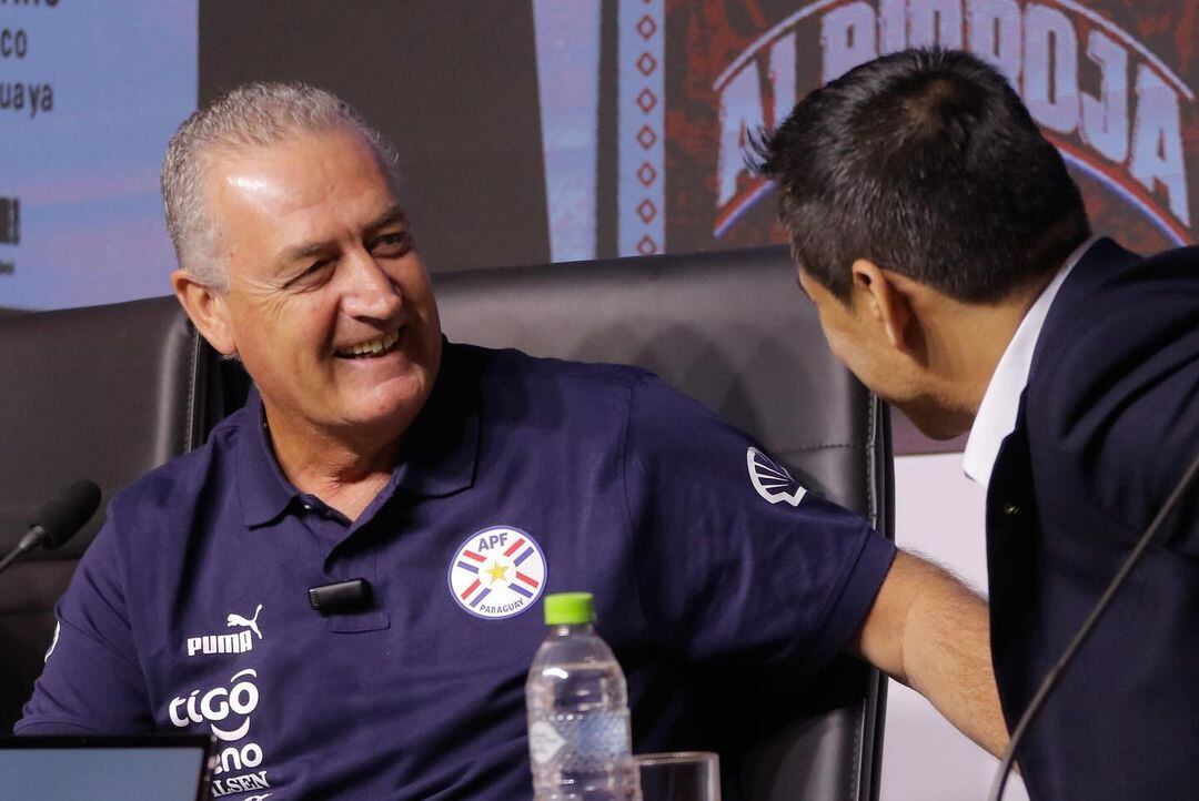 Gustavo Alfaro abrió su corazón y contó lo que ha pasado como entrenador de la Selección de Paraguay. Instagram.