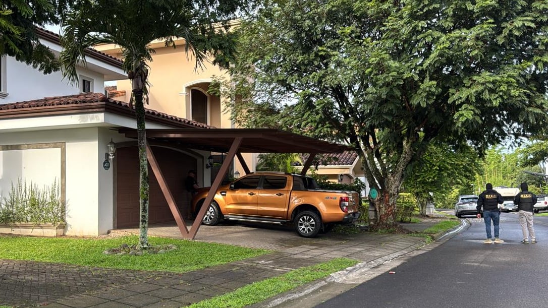 Caso Venus del OIJ, este allanamiento ocurrió en Santa Ana. Foto: Alejandra Morales