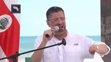 A los costarricenses ya no les agradan mucho algunas acciones del presidente Rodrigo Chaves