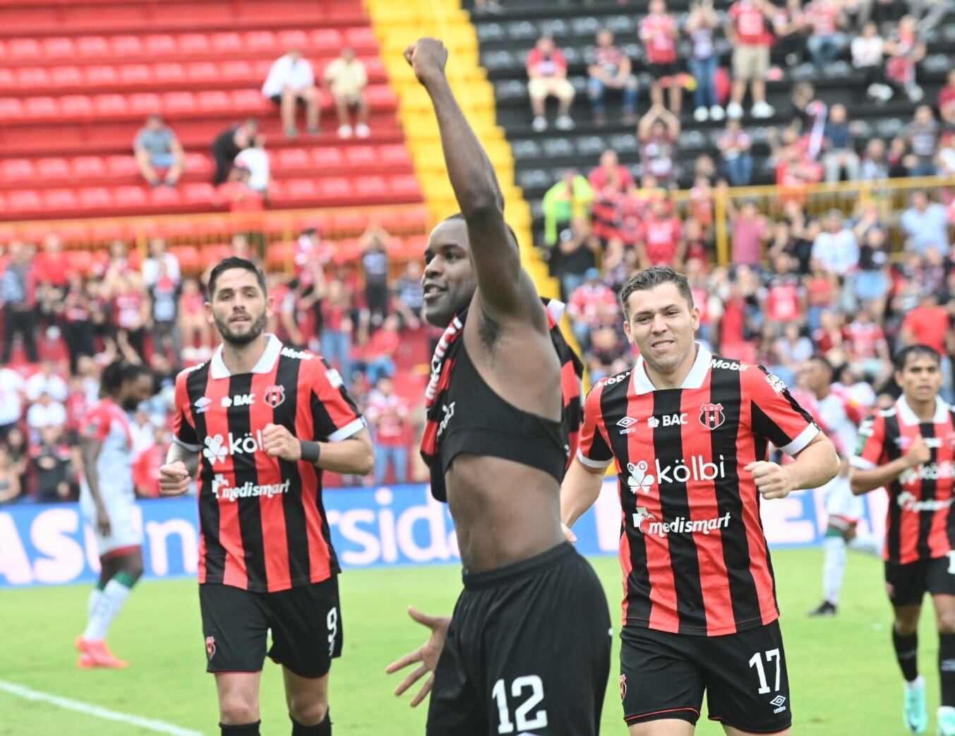 12/05/2024/ juego entre Liga Deportiva Alajuelense vs Guanacasteca / Foto Albert Marín