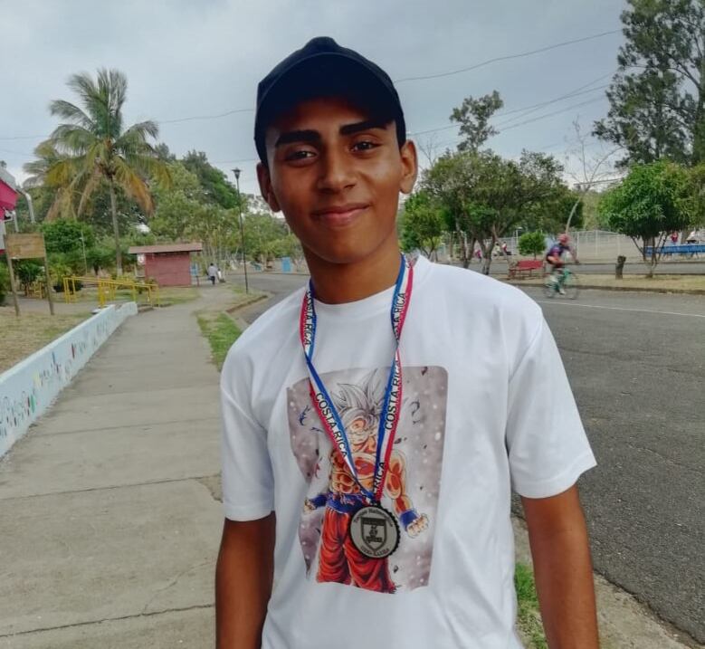 Papás piden ayuda para encontrar cuerpo de su hijo ahogado en playa Minas. Foto cortesía Guana Noticias.