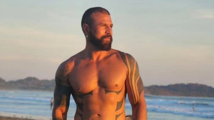 Pablo Rodríguez se muestra muy feliz en sus paseos.