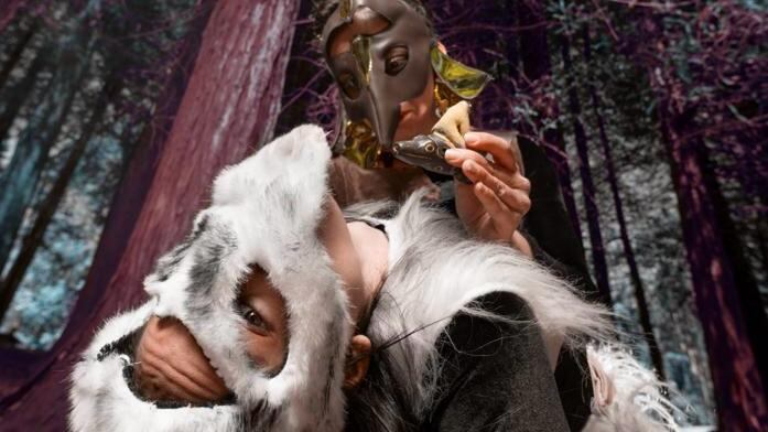 Reviva por medio de la danza una leyenda moderna que narra la historia del origen del ser humano, especialmente en Costa Rica.