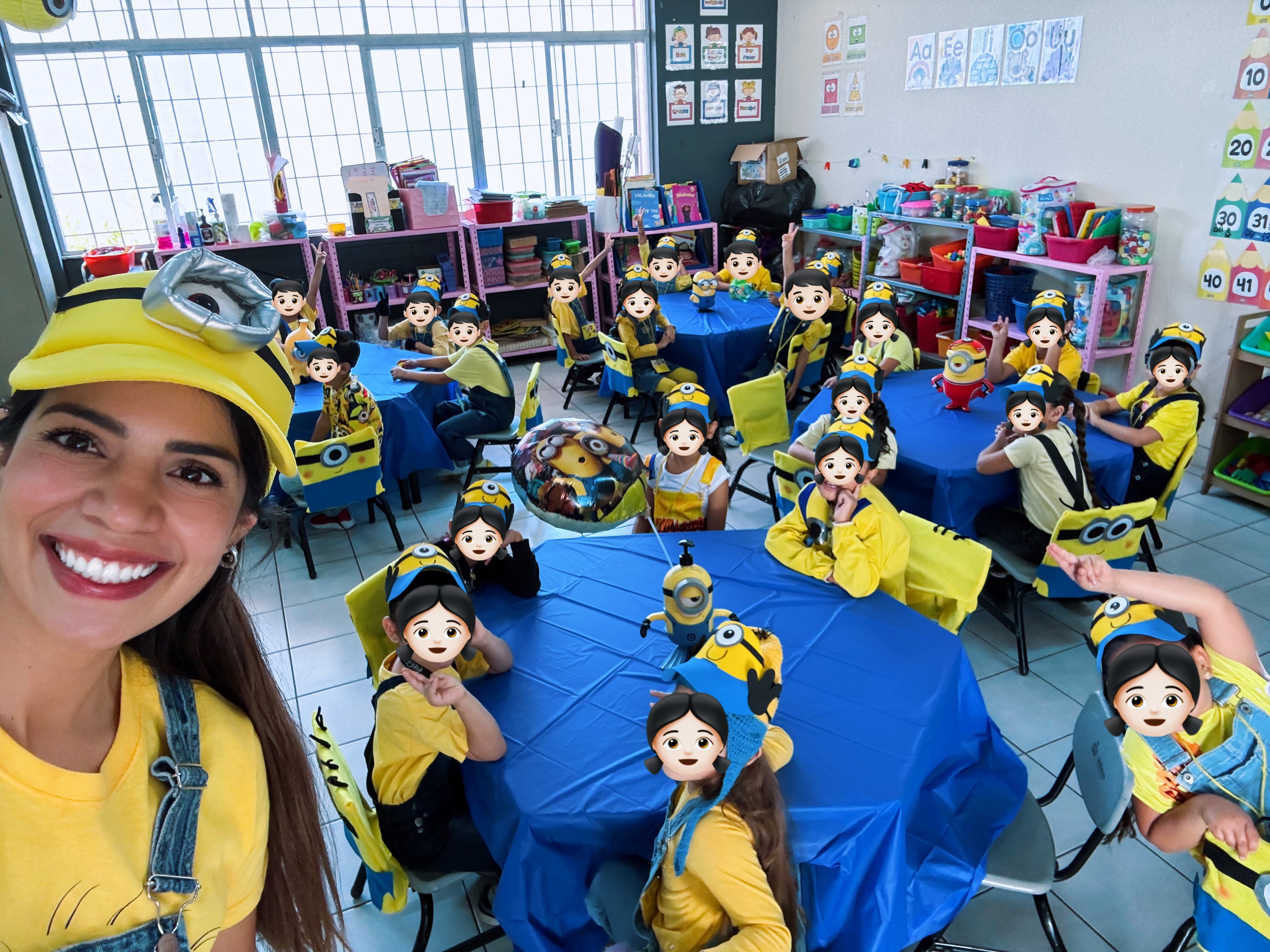 Karen Contreras es la influencer mexicana conocida como Maestra Miel de Maple quien visitó Costa Rica en la segunda semana de mayo del 2025