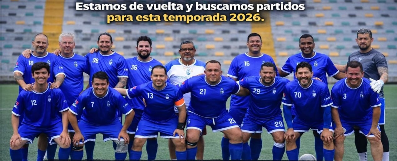 Jorge Martínez y el equipo Telenoticias FC.