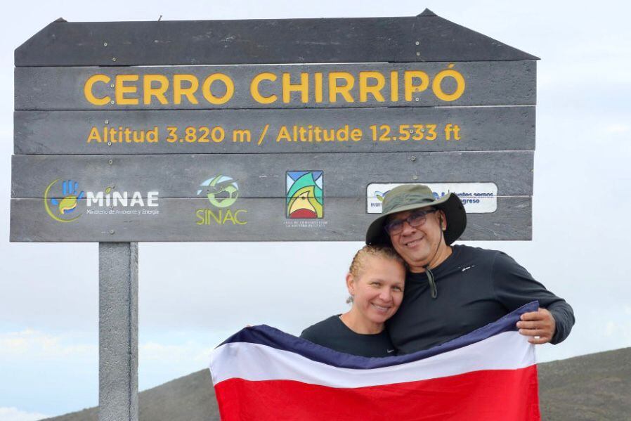 Un fotógrafo recorre parques nacionales con su esposa y logra impresionantes imágenes.