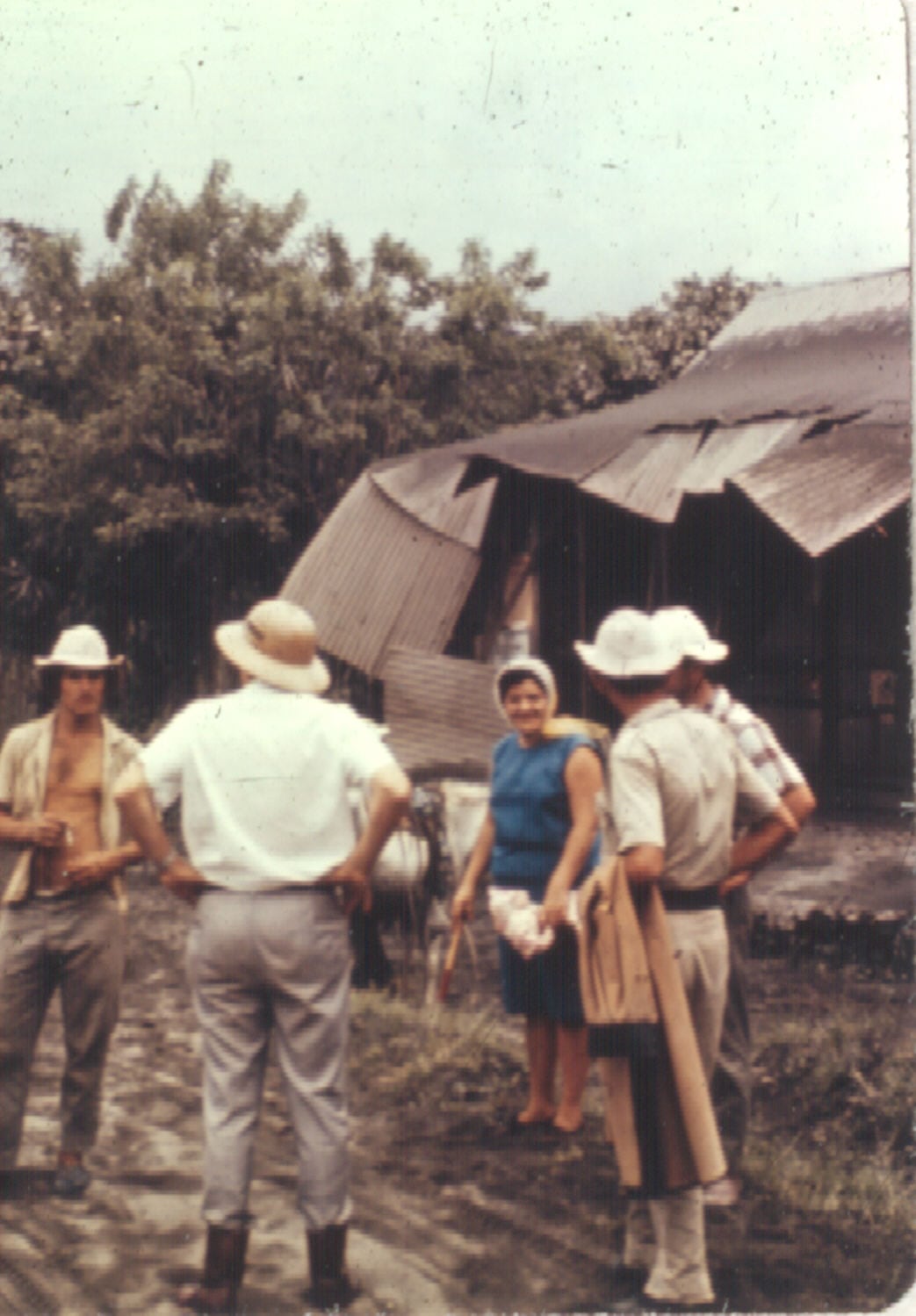 El 29 de julio de 1968 lo que se creía era el cerro Arenal explotó y demostró que lejos de ser un cerro era un volcán, el volcán Arenal, en esa explosión perdieron la vida más de 80 personas y quedaron sepultados los pueblos de Tabacón, Pueblo Nuevo y San Luis.