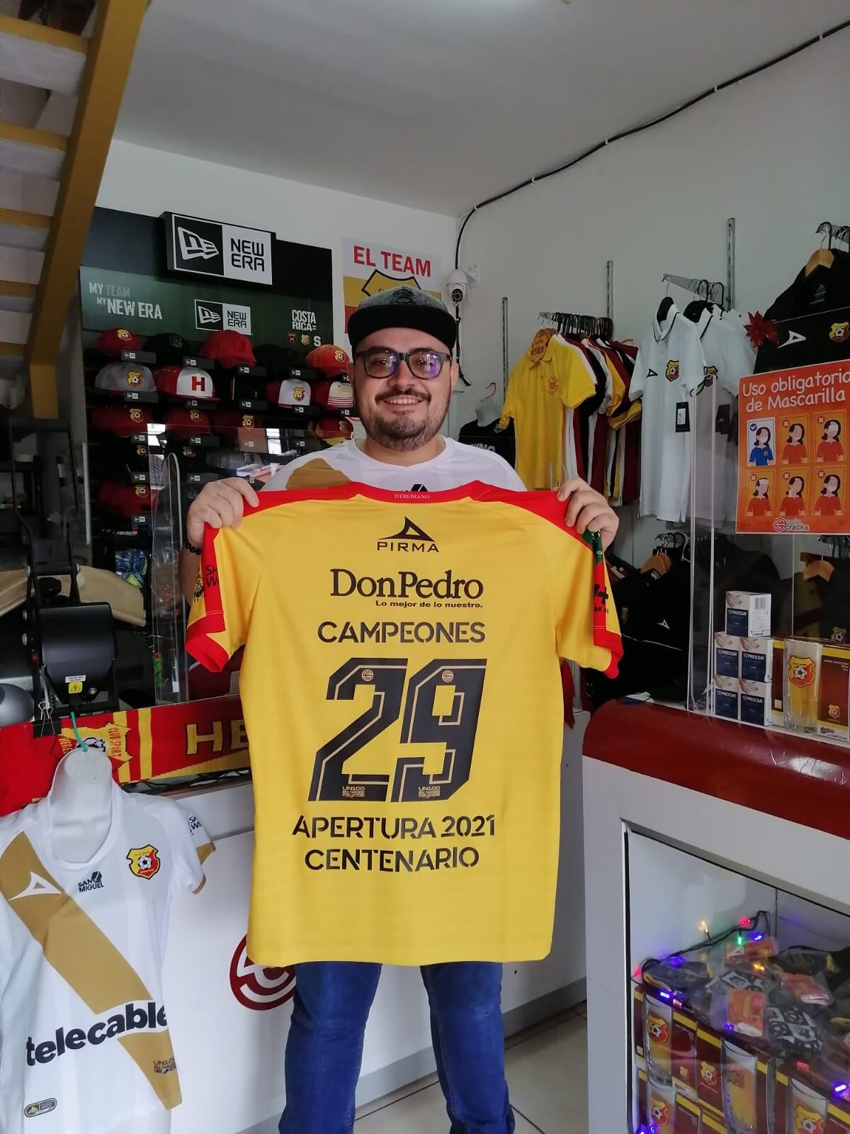 Juan Álvarez es un aficionado florense que confía en el bicampeonato de su equipo. Cortesía.