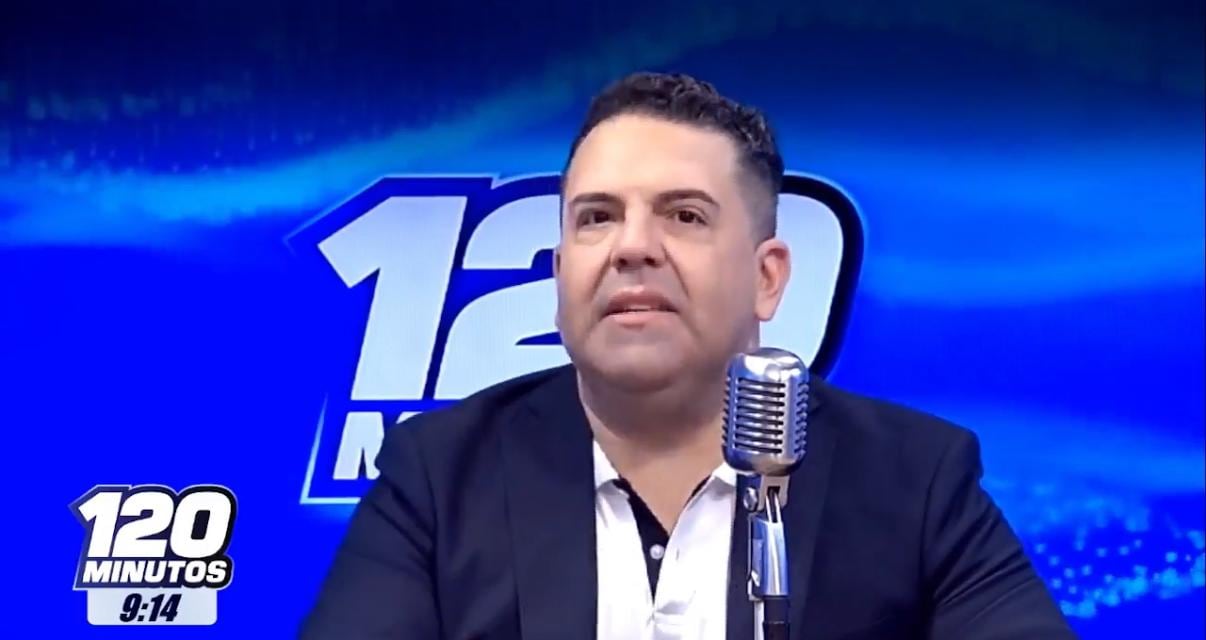 Pablo Guzmán le tiró con todo al Piojo Herrera y hasta México terminó involucrado.