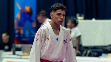 Joven karateca tico la pulsea con rifas para poder ir a representar al país en el extranjero
