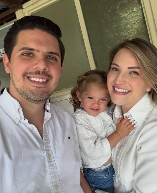 Chef Sophia Rodríguez y su esposo Ricardo Zoch y su hija Juliana.